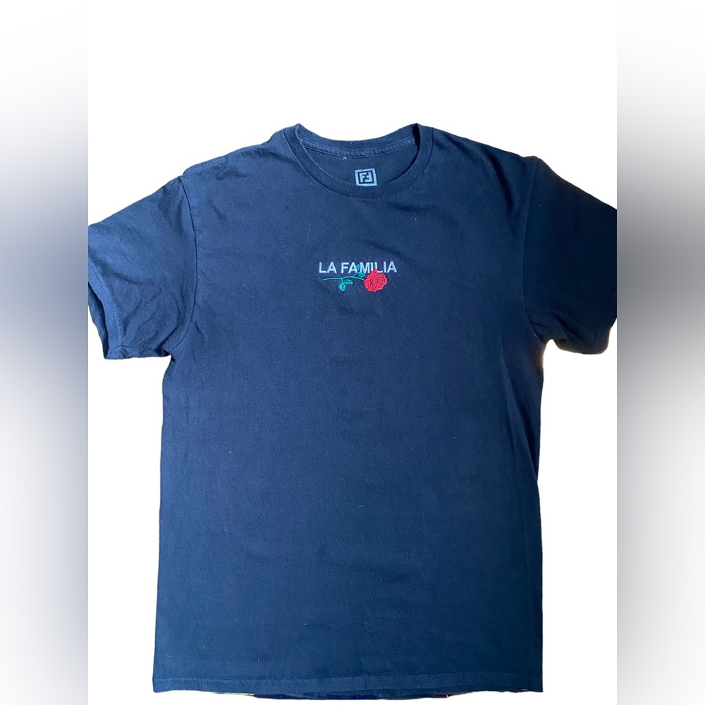Black La Familia 90s Tshirt